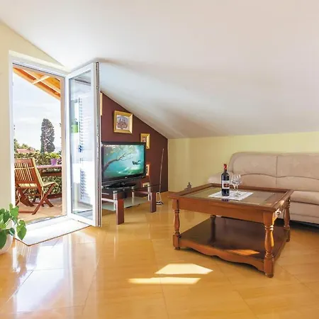 Dante By The Sea Apartment *