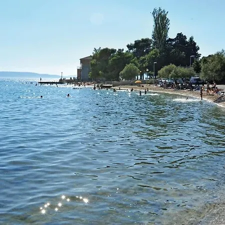 Апартаменты Dante By The Sea *